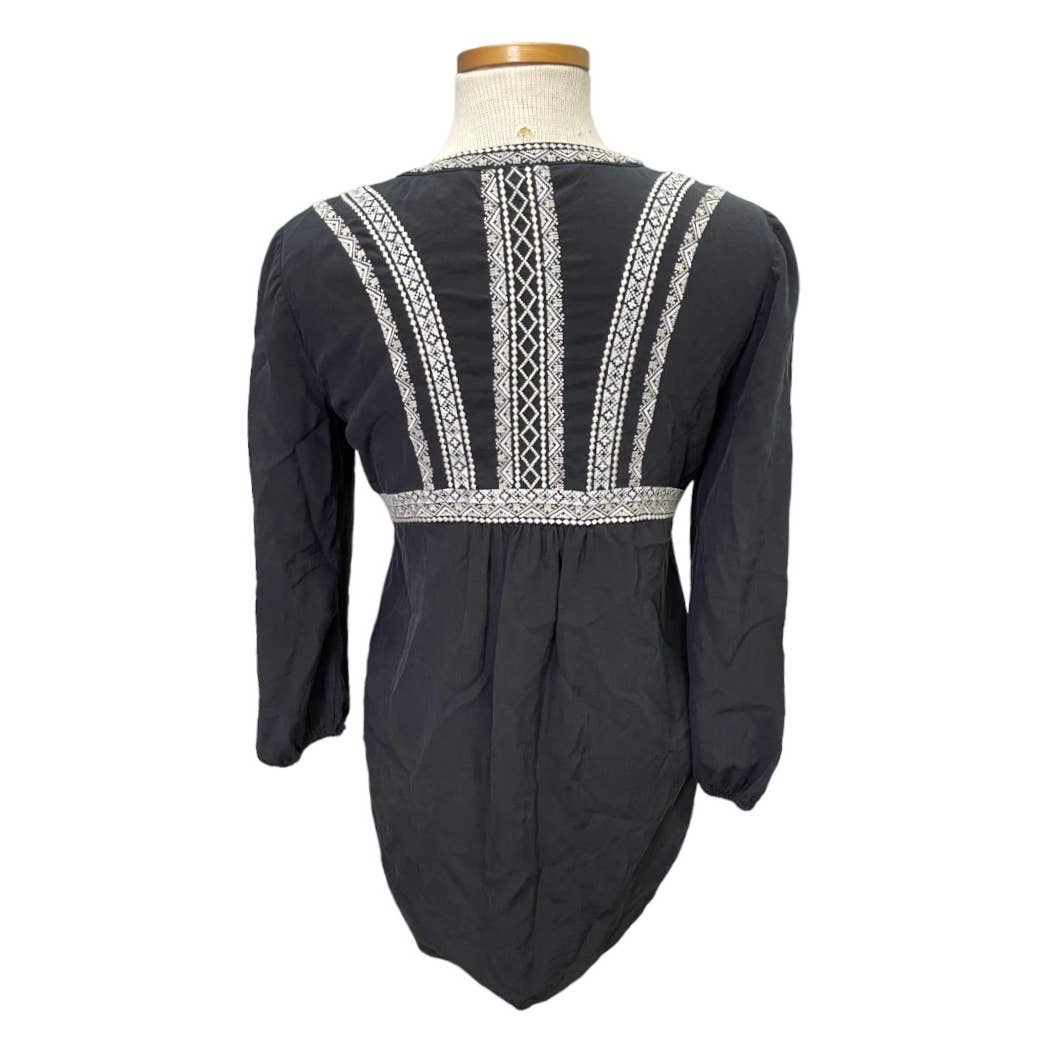 Veronica Beard Loreto Embroidered Silk Blouse Tunic Size 4 Black - Premium from VERONICA BEARD - Just $129.0! Shop now at Finds For You