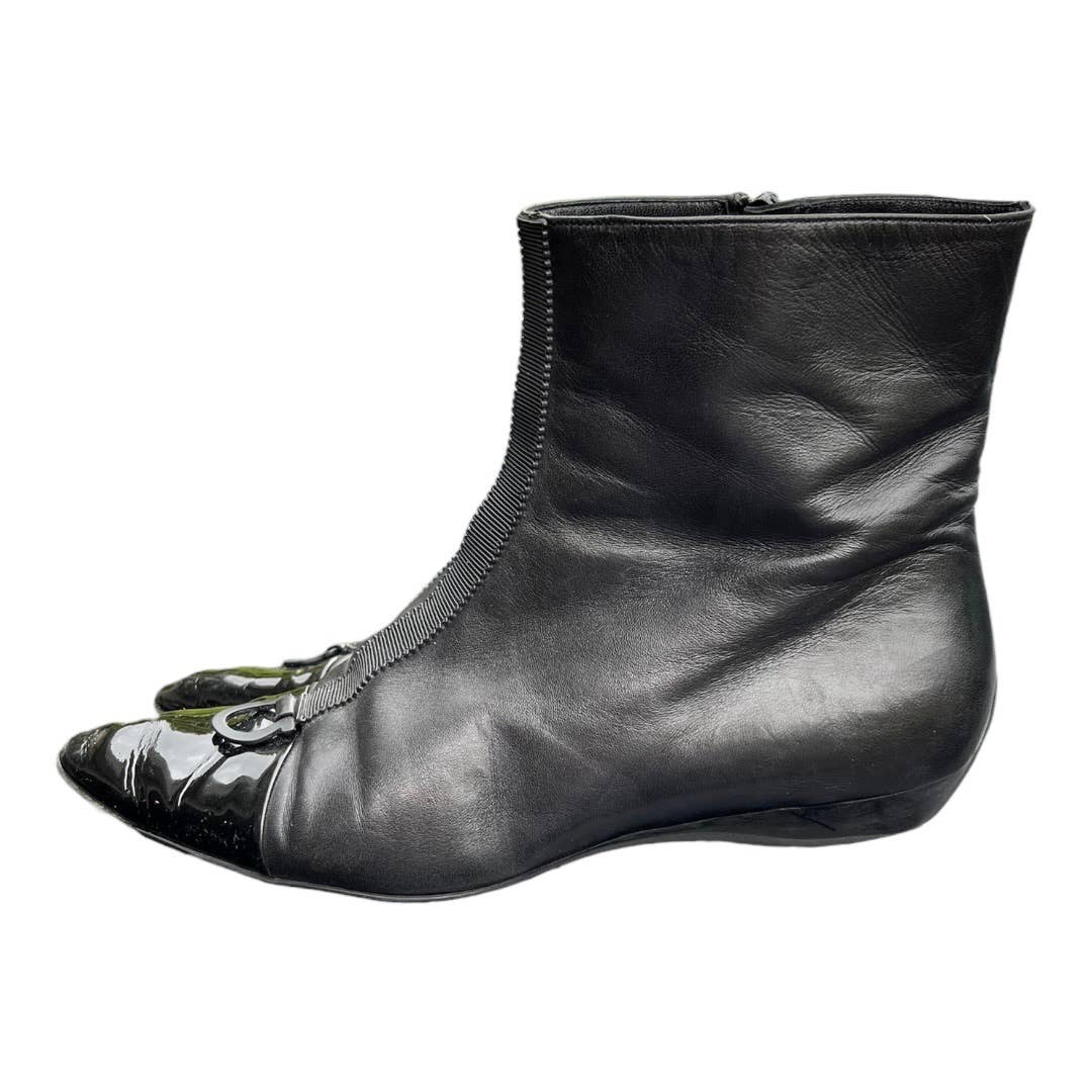 Ferragamo Gancini Leather Patent Booties Boots Size 8 Black - Premium from Ferragamo - Just $149.0! Shop now at Finds For You