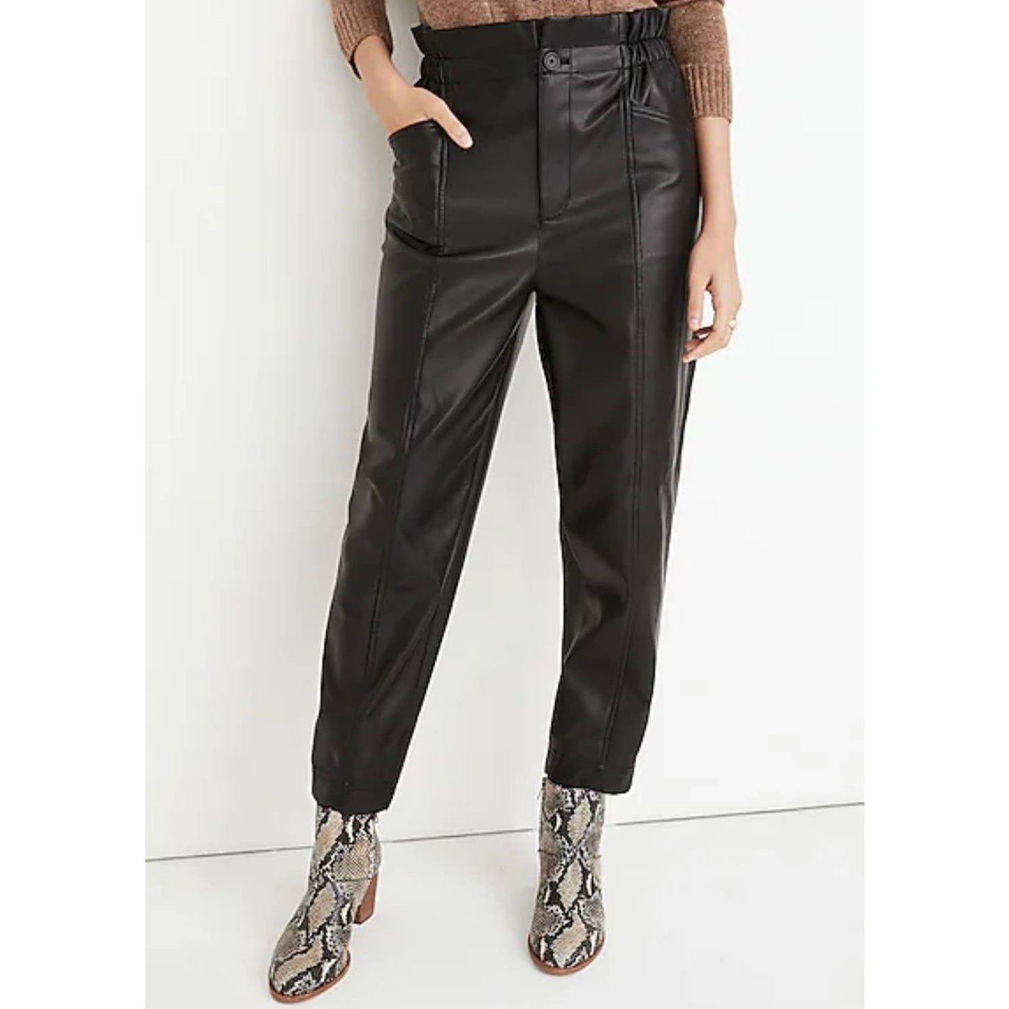 Madewell Vegan Leather Paperbag Pull On Pants Size 6 Black New - Premium from Madewell - Just $99.00! Shop now at Finds For You