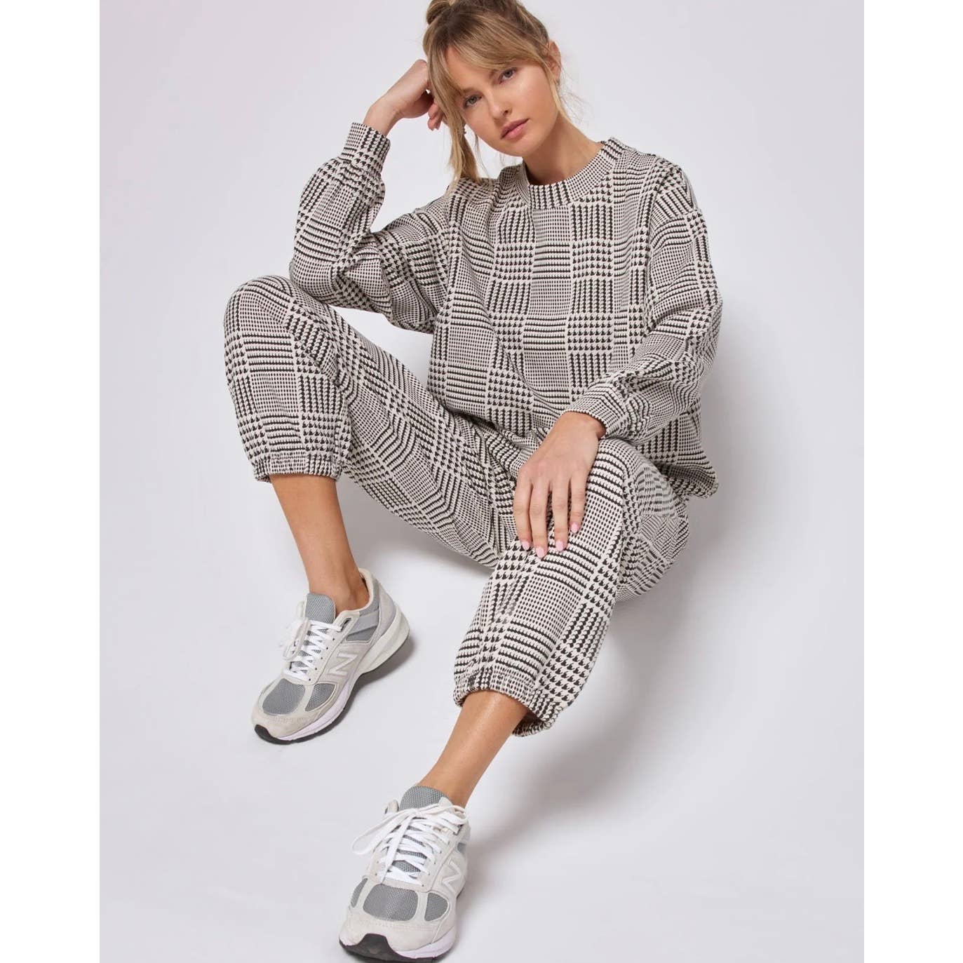 L’Space Active Sprinter Joggers Houndstooth Size Small New - Premium from L’spac - Just $79.0! Shop now at Finds For You