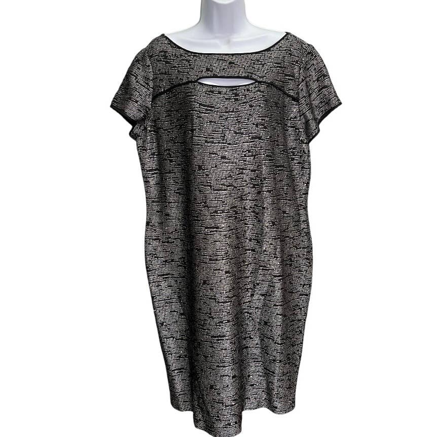St John Sparkly Key Hole Knit Dress Size 16 Plus Size - Premium from St. John - Just $189.0! Shop now at Finds For You