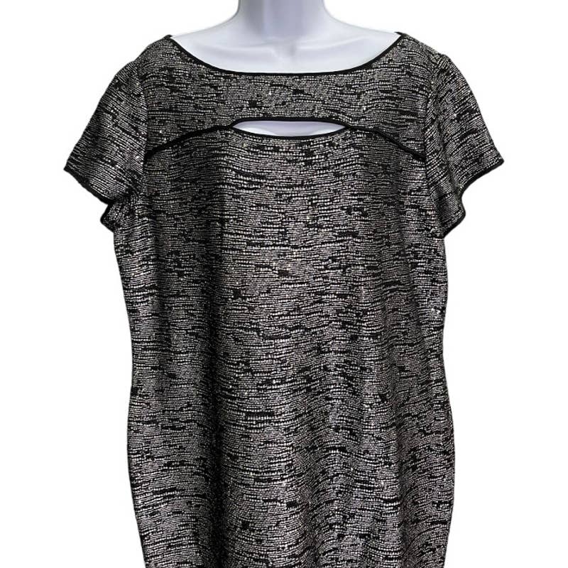 St John Sparkly Key Hole Knit Dress Size 16 Plus Size - Premium from St. John - Just $189.0! Shop now at Finds For You