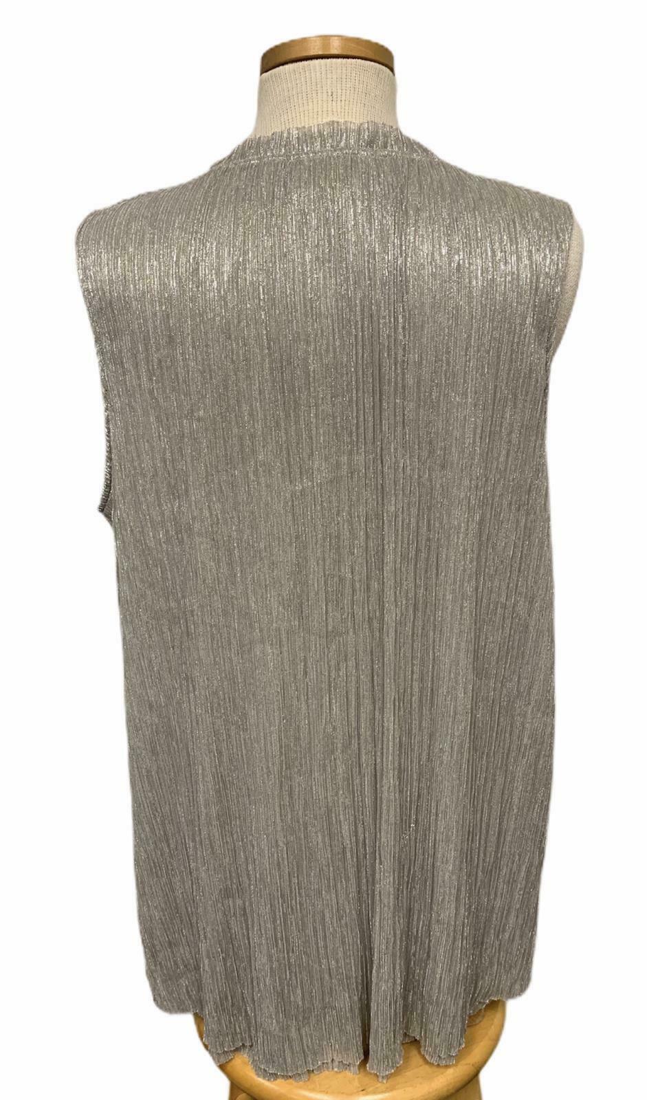 Anthropologie Vanessa Virginia Crinkle Metallic Smocked Top Size Extra Large - Premium Clothing, Shoes & Accessories:Women:Women's Clothing:Tops from Vanessa Virginia - Just $22.71! Shop now at Finds For You