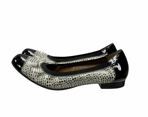 Anyi Lu Cobblestone Print Cate Elastic Ballet Flats Shoes Size 38.5 - Premium Clothing, Shoes & Accessories:Women:Women's Shoes:Flats from Anyi Lu - Just $41.65! Shop now at Finds For You