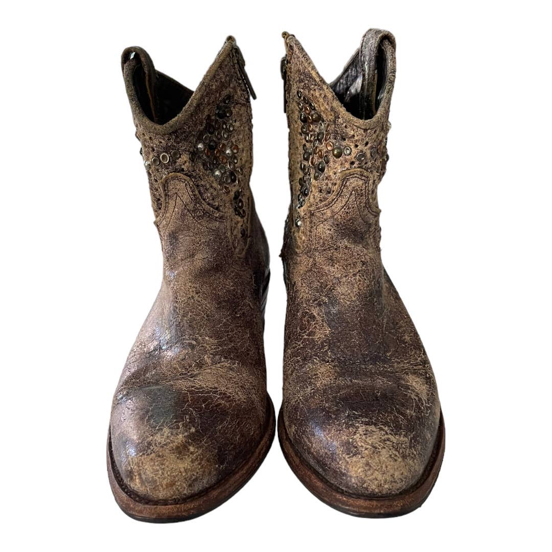 Frye Sendra Deborah Studded Distressed Boots Booties Size 7 - Premium from Frye - Just $168.0! Shop now at Finds For You