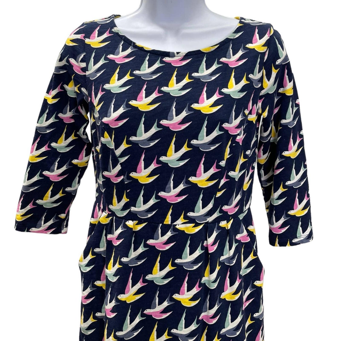 Boden Brittish Style Penny Jersey Dress J0074 Navy Swallows Birds 4P US 8P UK - Premium from Boden - Just $74.0! Shop now at Finds For You