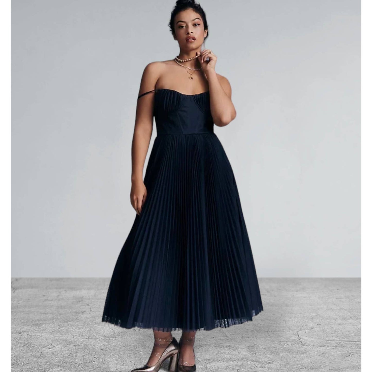 Anthropologie Hutch Pleated Sweetheart Midi Dress Plus Size 20 Navy New - Premium from Anthropologie - Just $199.00! Shop now at Finds For You