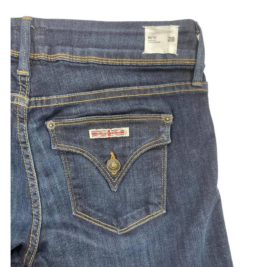 Hudson Beth Baby Bootcut Jeans Denim Size 28 New - Premium from Hudson - Just $89.00! Shop now at Finds For You