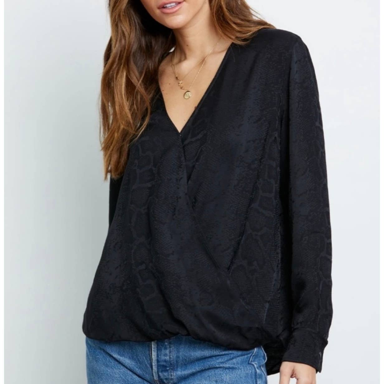 Rails Hillary Snake Jaquard Wrap Blouse Top Black Size M New - Premium  from Rails - Just $79.0! Shop now at Finds For You