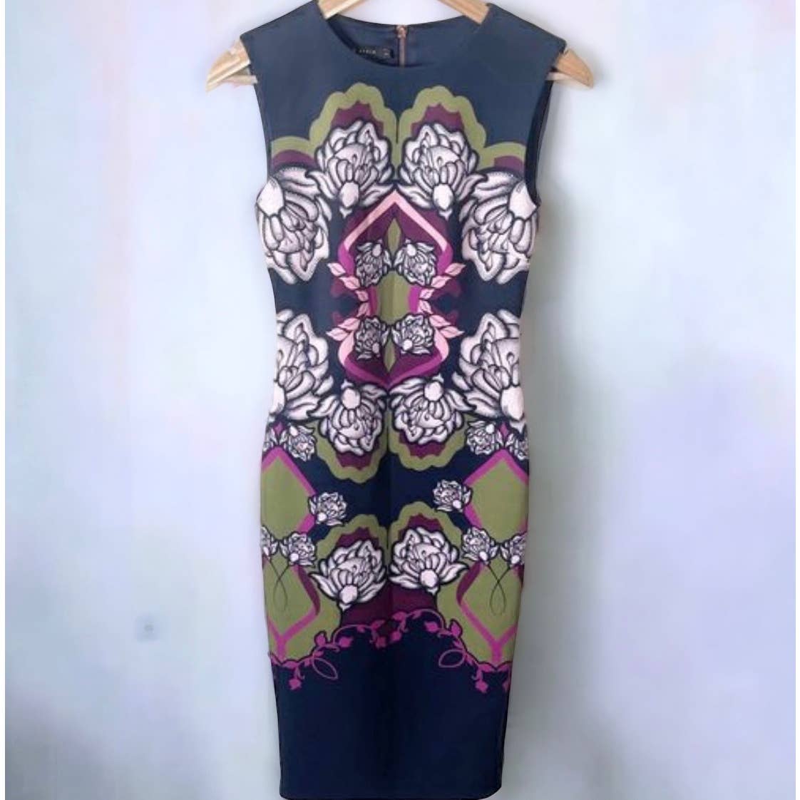 Ted Baker Navy Floral Surreal Tapestry Pencil Dress 8 US 3 Ted TV - Premium  from Ted Baker - Just $149.0! Shop now at Finds For You