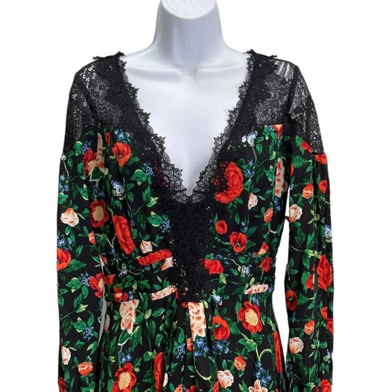 anthropologie deep v floral mini dress Maeve Anthropologie Mini Red Dress Deep V-Neck Women's 6 Floral Flowy Boho