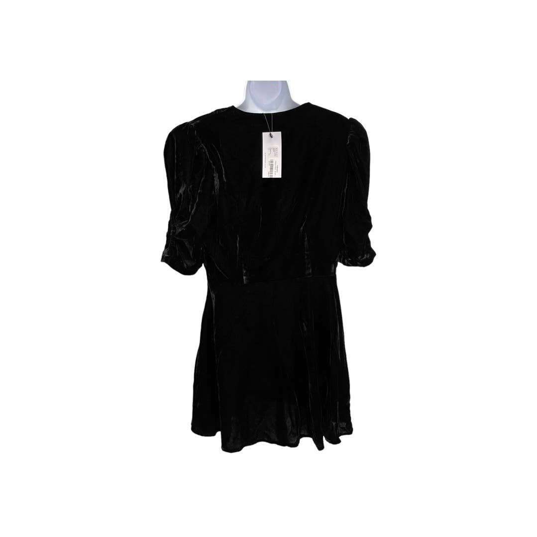 Rhode Leanna Twist Front Velvet Dress Size Large Black New - Premium  from Rhode - Just $299.0! Shop now at Finds For You