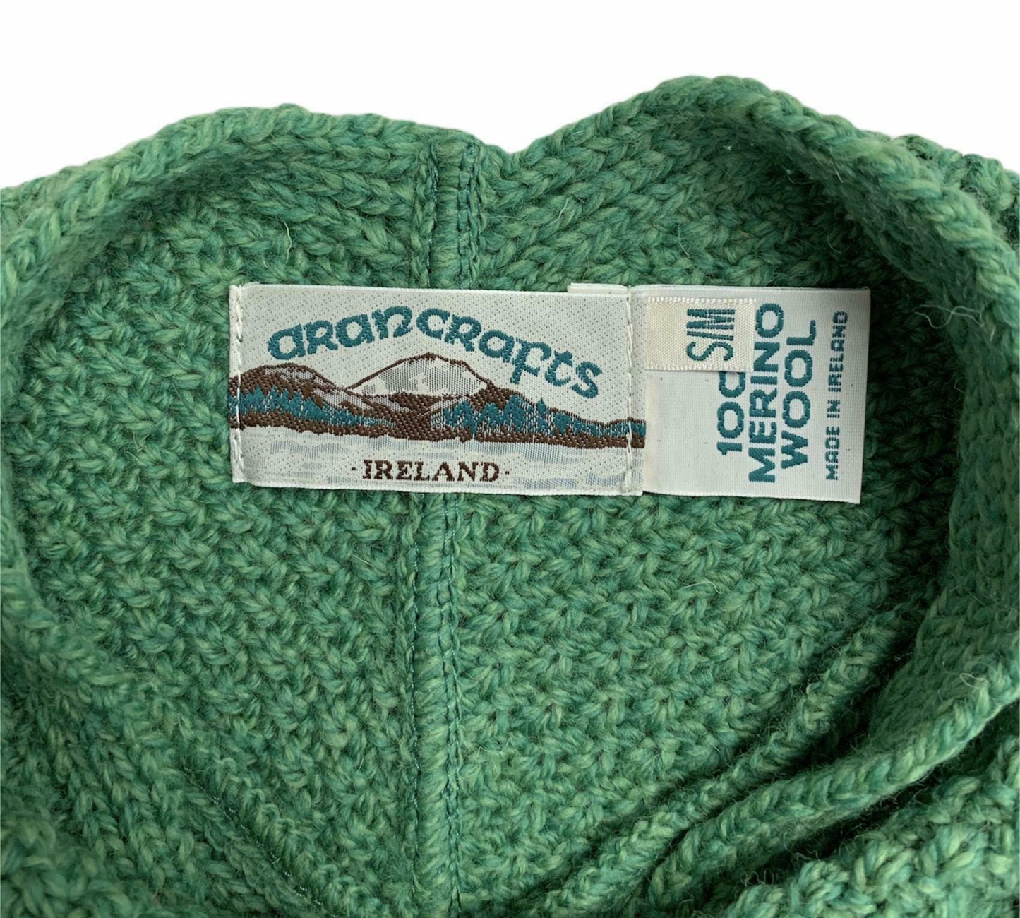 Aran Crafts 100% Merino Wool Cable Knit Poncho Sweater Made in Ireland S M Green - Premium Clothing, Shoes & Accessories:Women:Women's Accessories:Scarves & Wraps from Aran Crafts - Just $57.56! Shop now at Finds For You